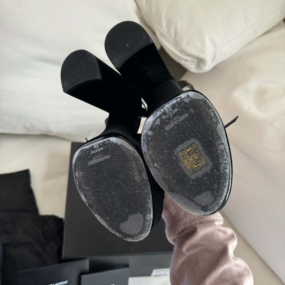 Saint Laurent Bianca sandal heels - Picture 9 of 15